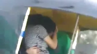 চেরি পিম্পের প্রলোভনসঙ্কুল ম্যাকেঞ্জি মেসের সাথে লেগস দেশি এক্সক্সক্স অন শোল্ডার অ্যাকশন
