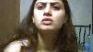 Bang থেকে শৃঙ্গাকার নিনা এলি সঙ্গে smut চুম্বন! বাংলাদেশি xxx video